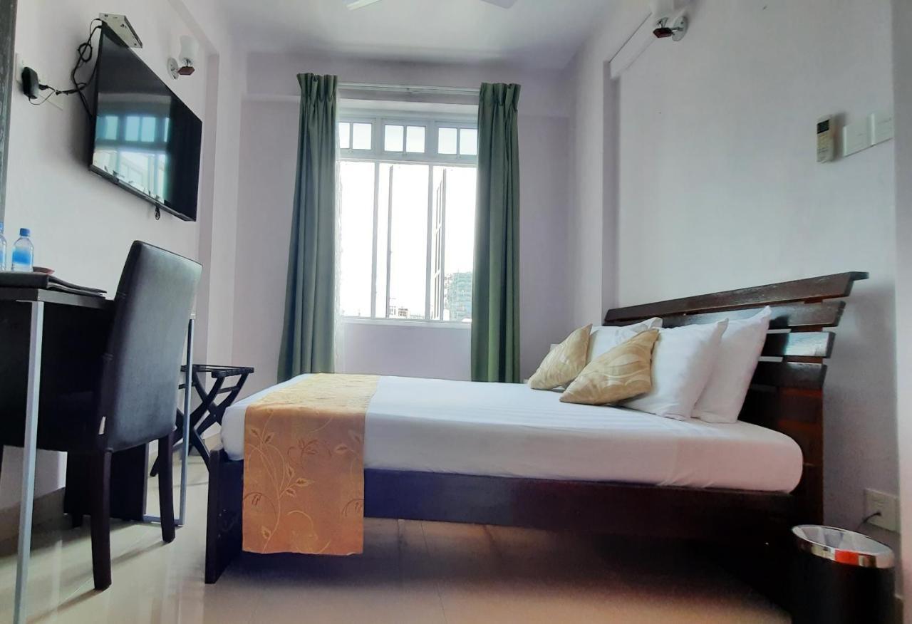 Hotel Octave Maldives Malé Exteriör bild